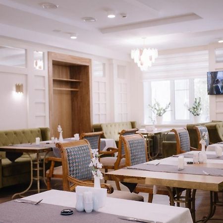 Hotel Dastan Актобе Екстер'єр фото