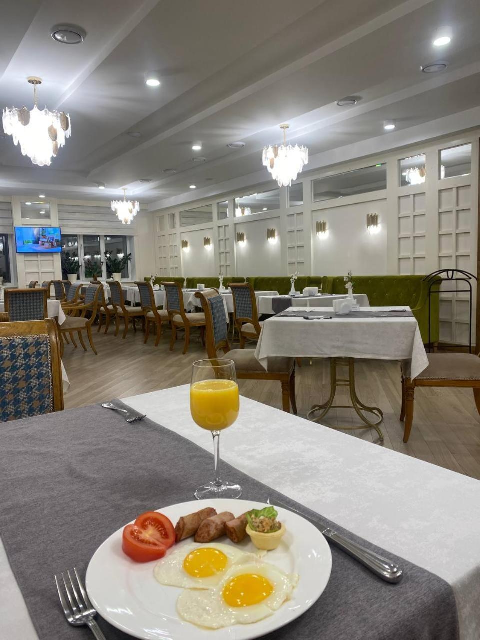 Hotel Dastan Актобе Екстер'єр фото